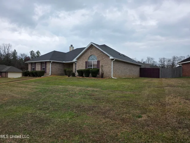 $209,000 | 324 Martha Drive, Byram, MS 39272