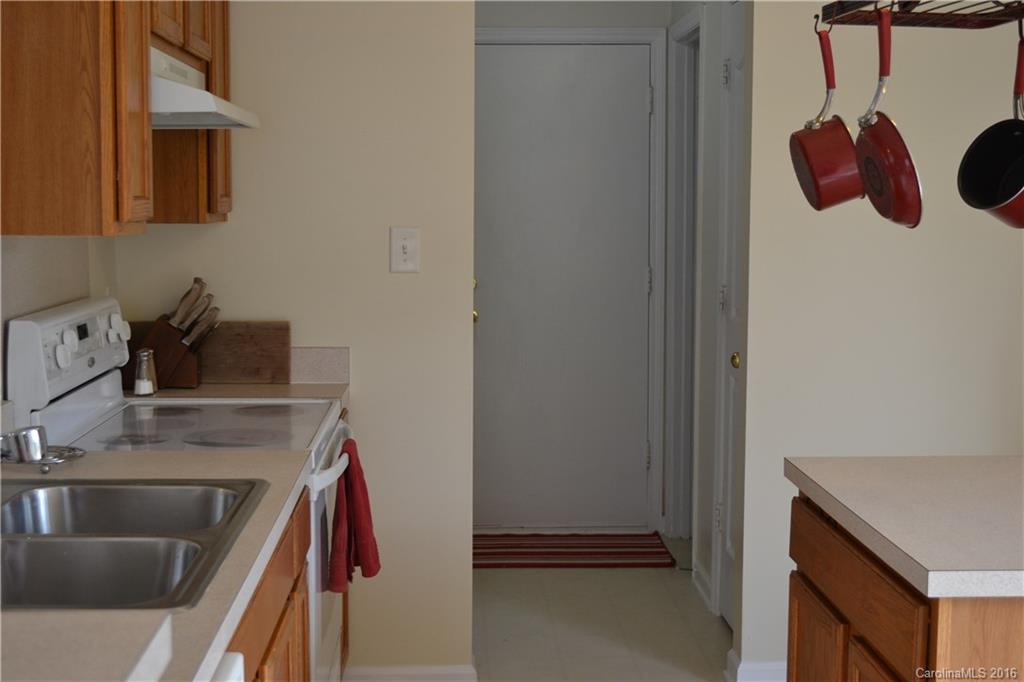 2133 Pimpernel Road Charlotte, NC 28213 - Photo 8 of 24