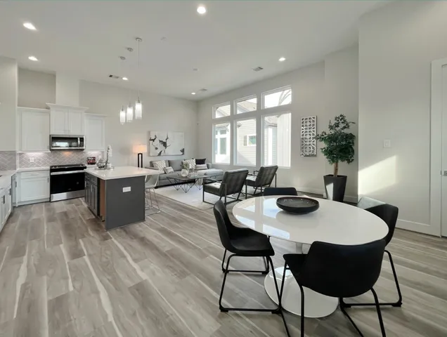 $2,299 | 8316 Curry Road, Unit A, Houston, TX 77093