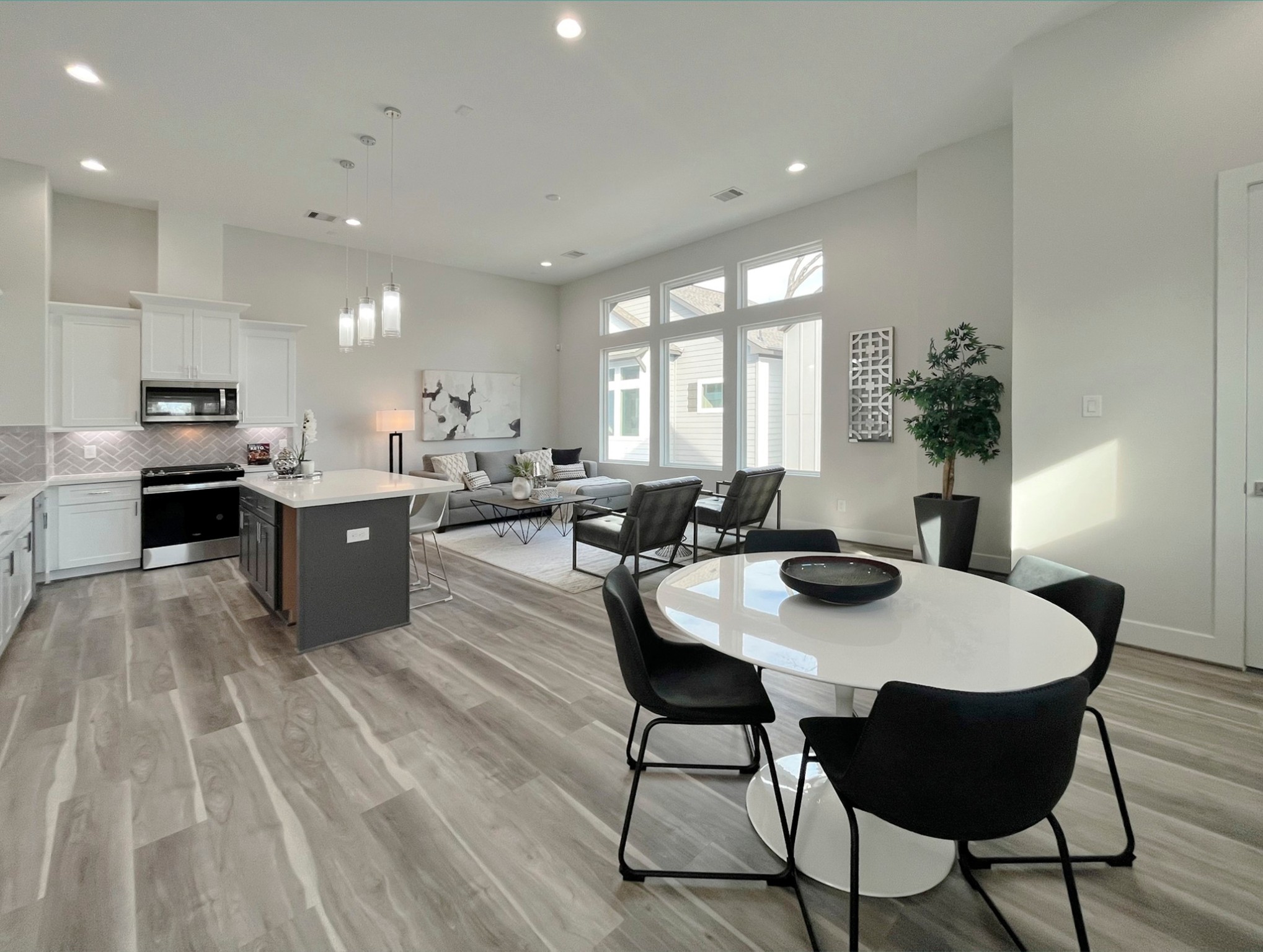 8316 Curry Road, Unit A Houston, TX 77093 - Photo 17 of 25