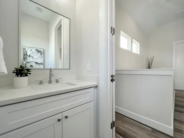 $2,299 | 8316 Curry Road, Unit A, Houston, TX 77093