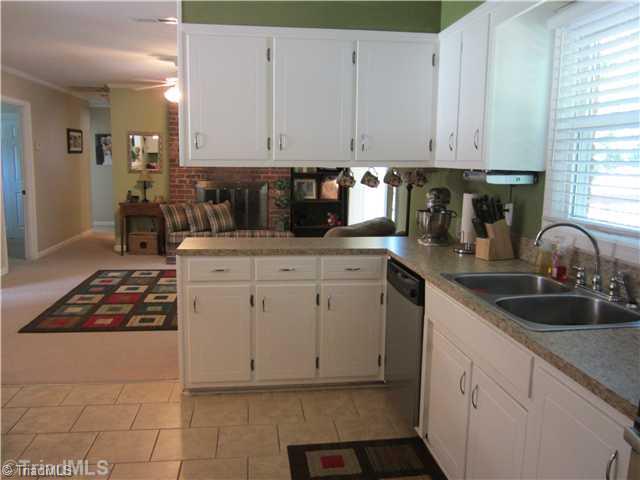 3500 Becks Church Road Lexington, NC 27292 - Photo 5 of 12 Kitchen.