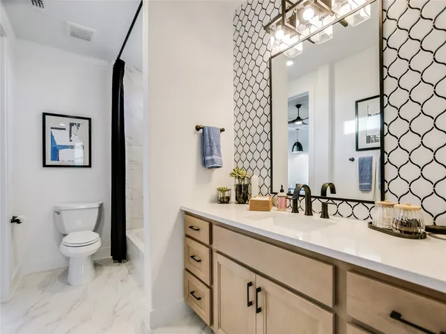 $875,000 | 14 Maybury Way, Lakeway, TX 78738