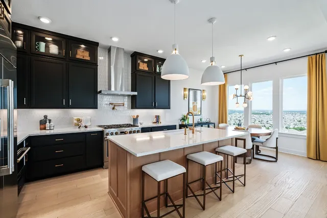 $875,000 | 14 Maybury Way, Lakeway, TX 78738