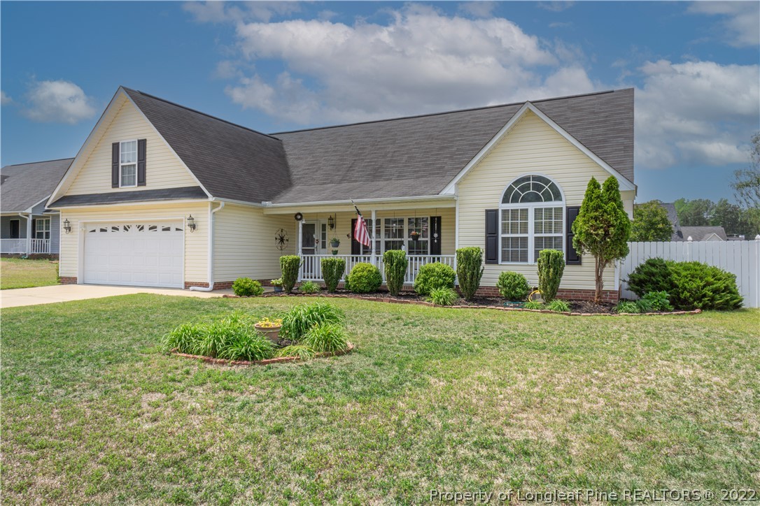 5516 Rising Ridge Drive Hope Mills, NC 28348 - Photo 2 of 46 Gallery Image 2