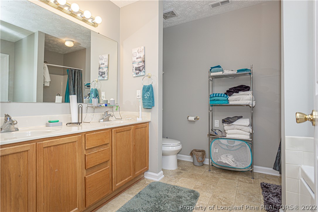 5516 Rising Ridge Drive Hope Mills, NC 28348 - Photo 28 of 46 Gallery Image 28