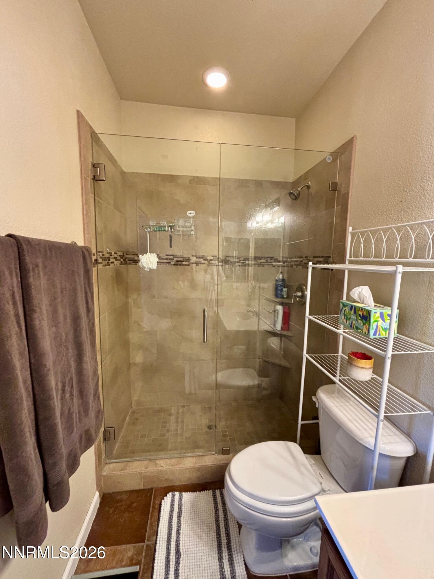 4299 Amber Marie Lane Reno, NV 89503 - Photo 26 of 32 MASTER BATHROOM