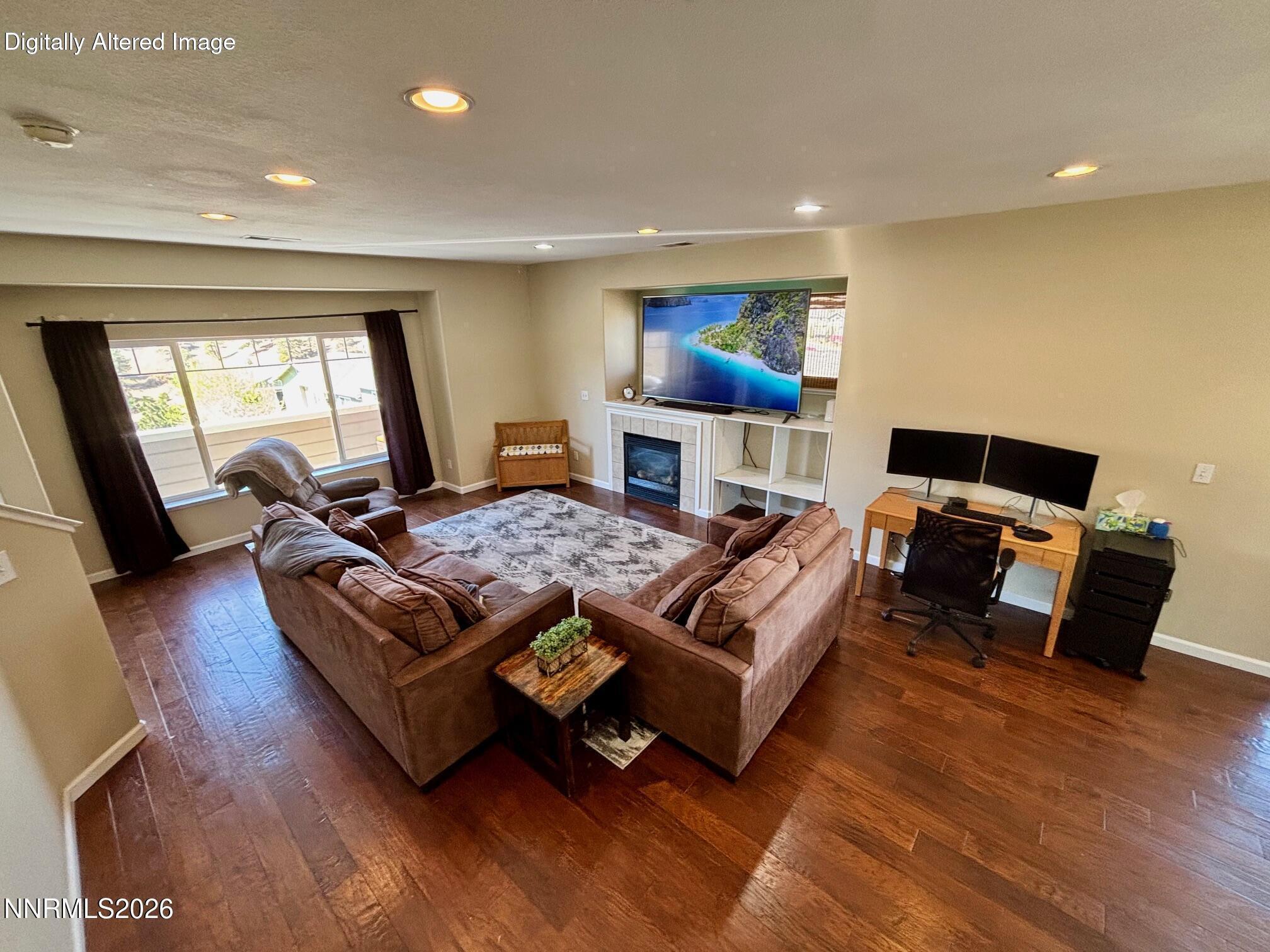 4299 Amber Marie Lane Reno, NV 89503 - Photo 5 of 32 LIVING ROOM