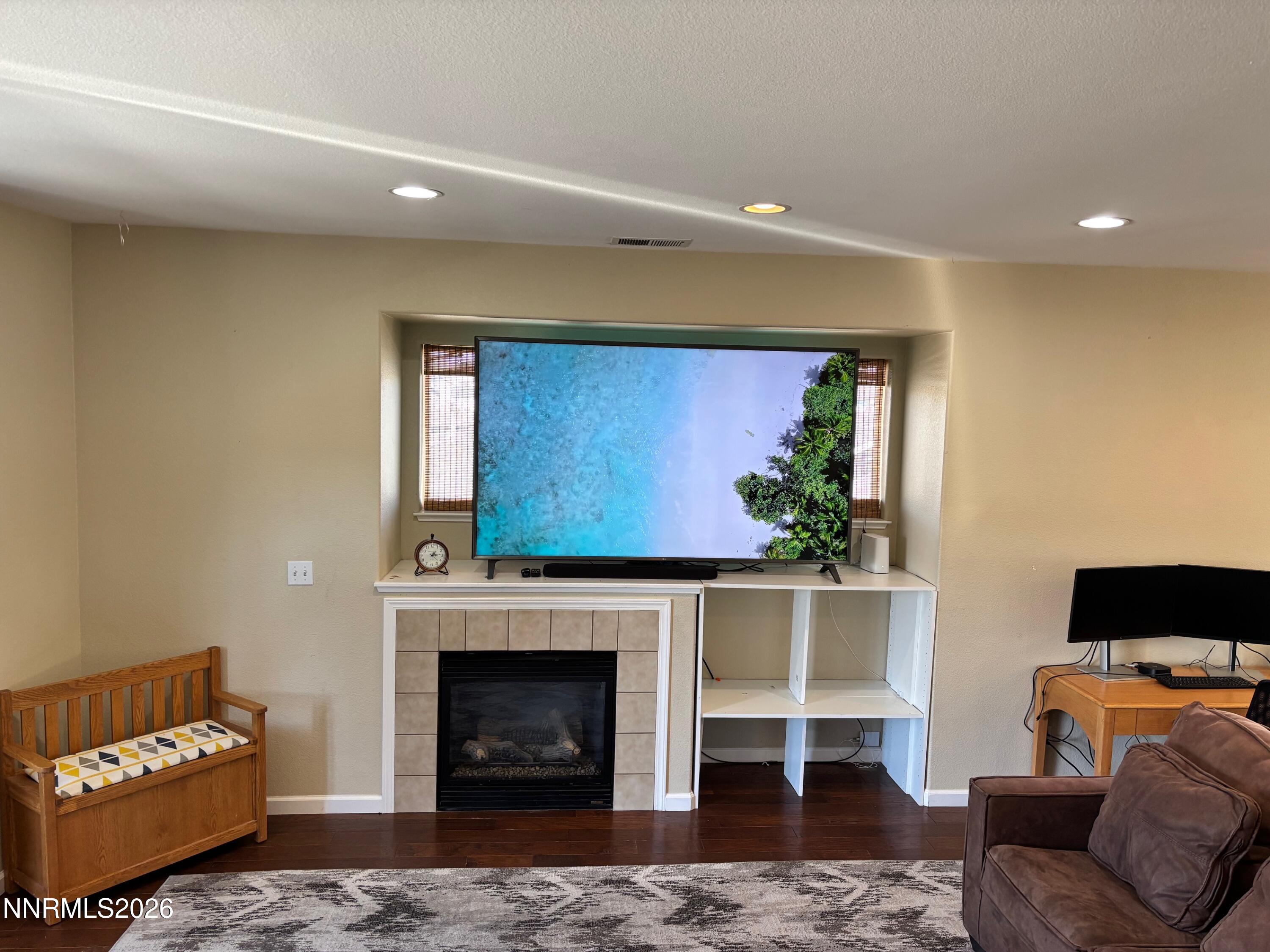 4299 Amber Marie Lane Reno, NV 89503 - Photo 10 of 32 FIREPLACE