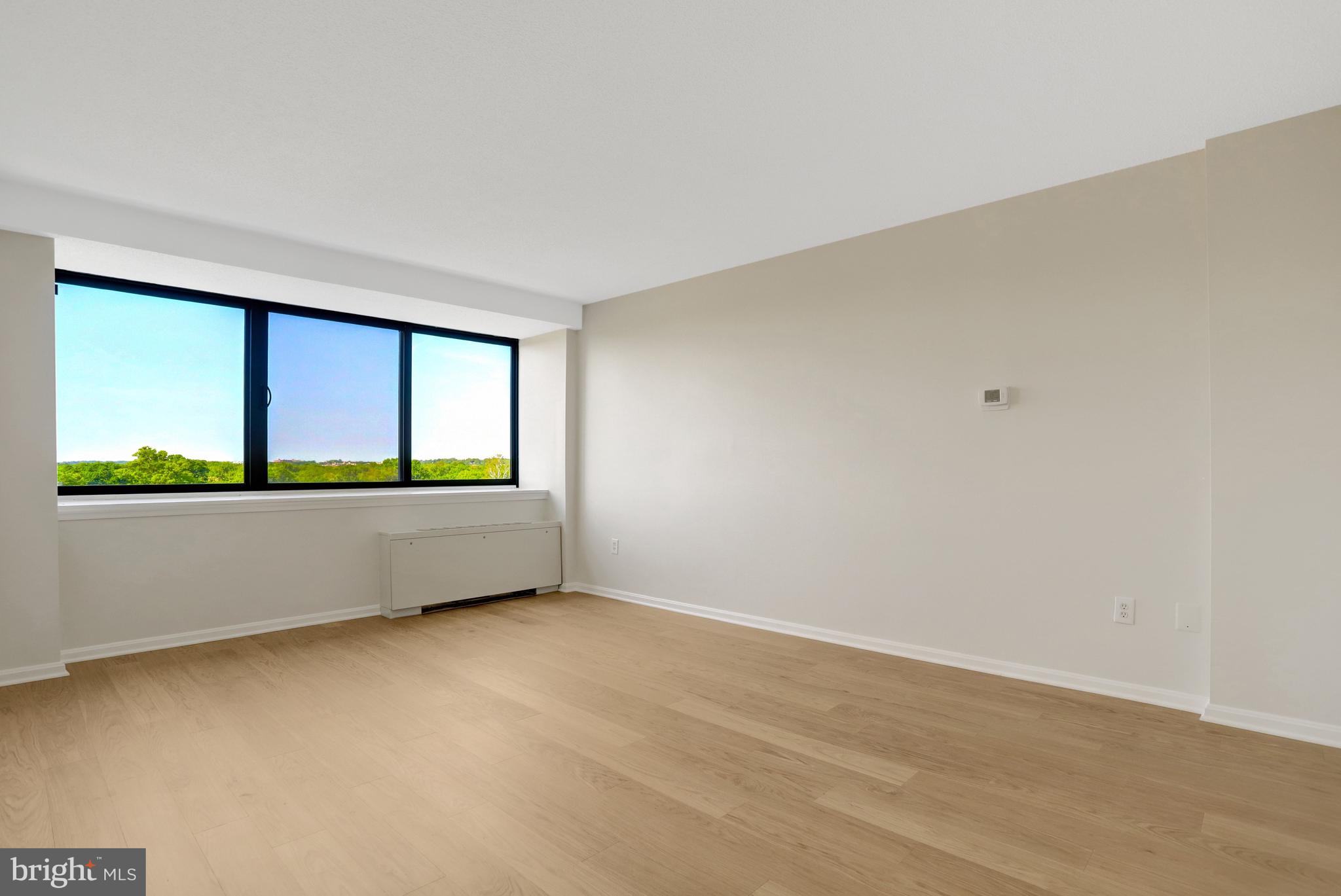 4141 North Henderson Road, Unit 606 Arlington, VA 22203 - Photo 20 of 39 Bedroom #1
