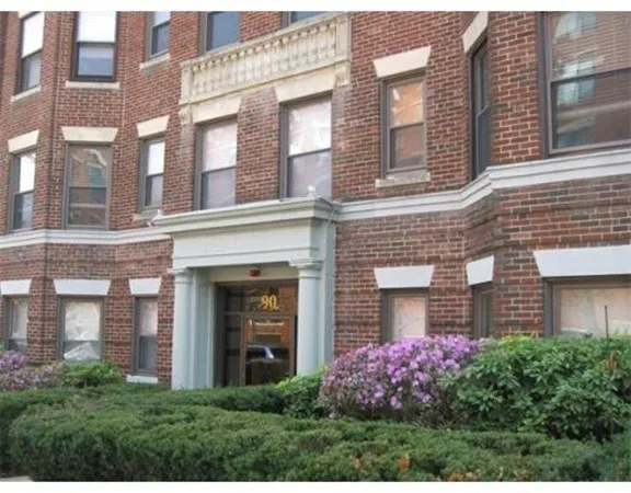 $1,850 | 90 Brainerd Road, Unit 8, Boston, MA 02134