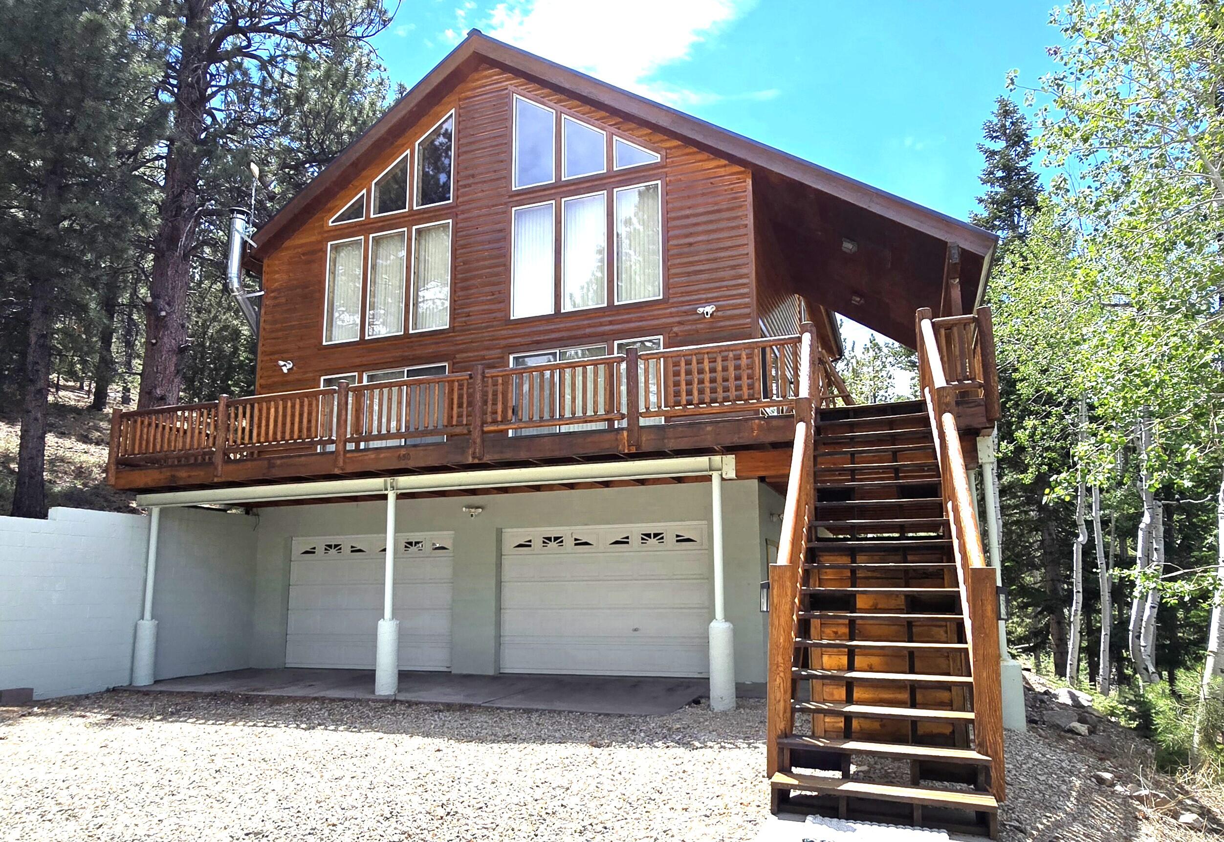 650 South Ridge Point Drive Panguitch, UT 84759 - Photo 2 of 38 Front View 2 showing lots of parking area