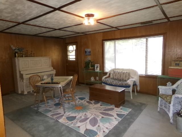 1864 West Middlebury Road Freeport, IL 61032 - Photo 14 of 20 Gallery Image 14
