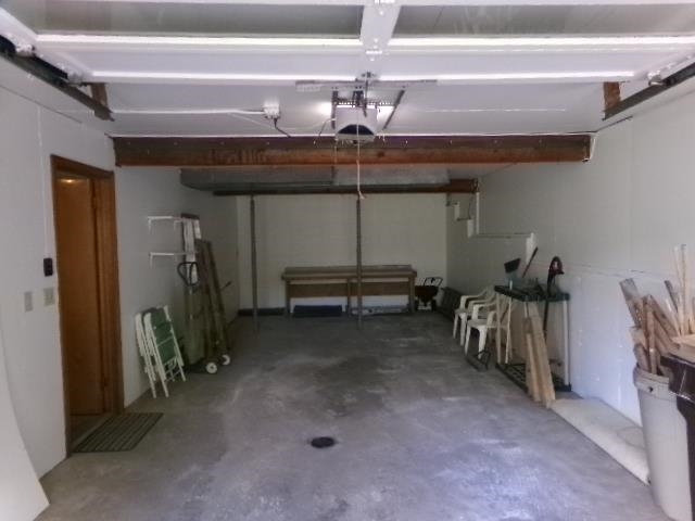 1864 West Middlebury Road Freeport, IL 61032 - Photo 20 of 20 Gallery Image 20