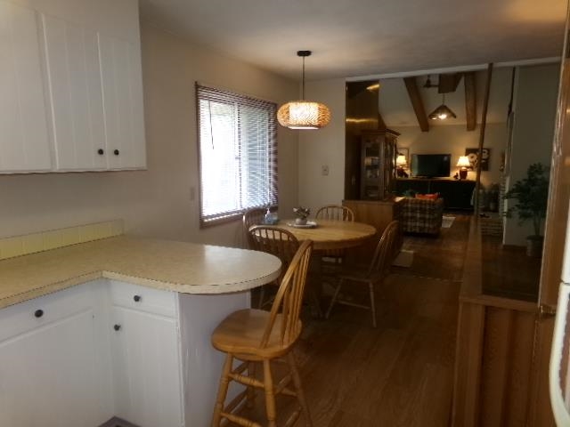 1864 West Middlebury Road Freeport, IL 61032 - Photo 6 of 20 Gallery Image 6
