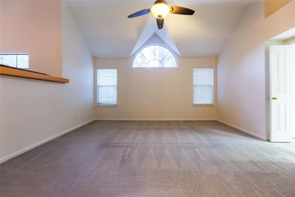 $2,975 | 50 Lightwood Trace Drive, The Woodlands, TX 77382