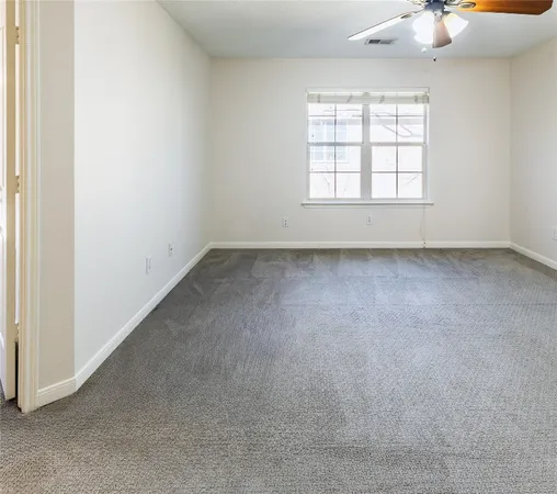 $2,975 | 50 Lightwood Trace Drive, The Woodlands, TX 77382