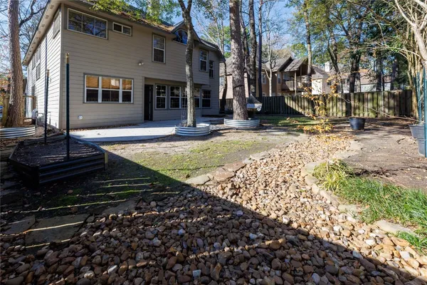 $2,975 | 50 Lightwood Trace Drive, The Woodlands, TX 77382