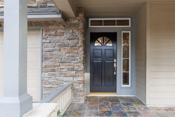 $2,975 | 50 Lightwood Trace Drive, The Woodlands, TX 77382