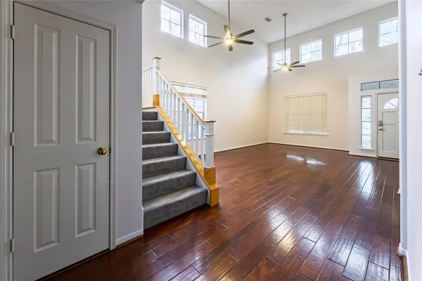 $2,975 | 50 Lightwood Trace Drive, The Woodlands, TX 77382