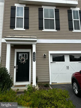 $2,200 | 1506 Hudgins Farm Circle, Fredericksburg, VA 22408