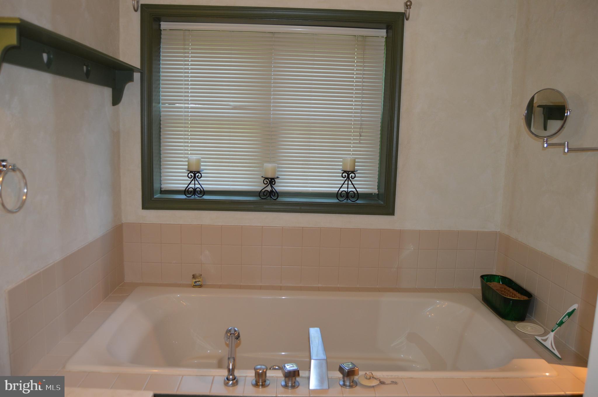 601 Green Valley Road York, PA 17403 - Photo 23 of 53 Gallery Image 23