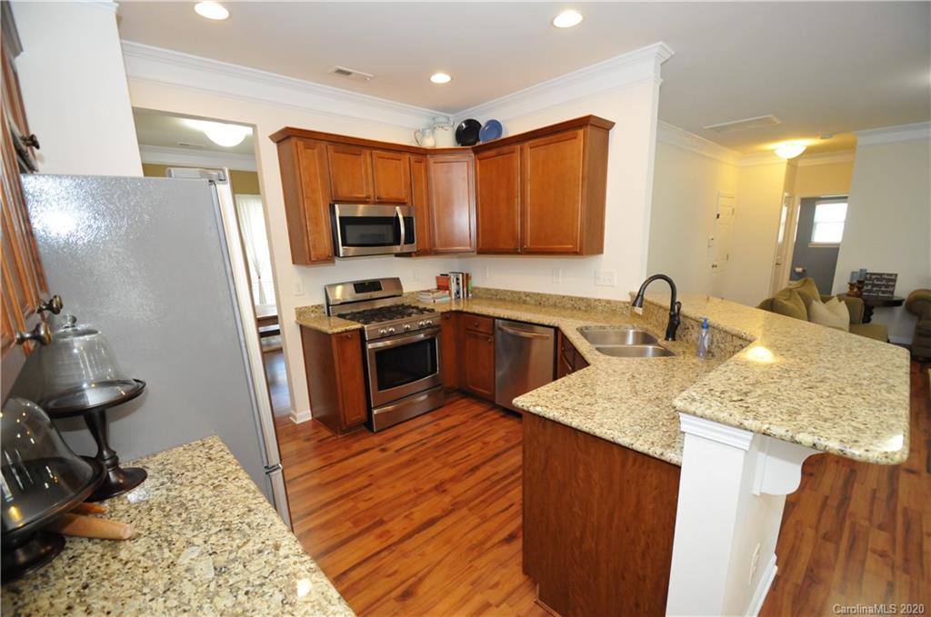 13003 Rothe House Road Charlotte, NC 28273 - Photo 8 of 31 Gallery Image 8