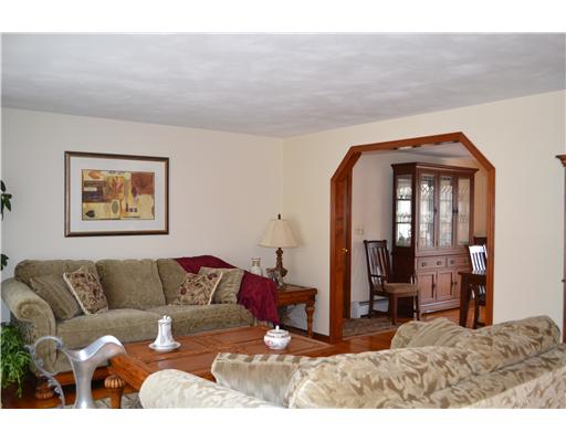 108 Iroquois Road Cumberland, RI 02864 - Photo 3 of 8 Living Room.