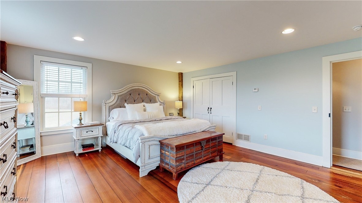 11260 Bartholomew Road Chagrin Falls, OH 44023 - Photo 20 of 35 Master bedroom