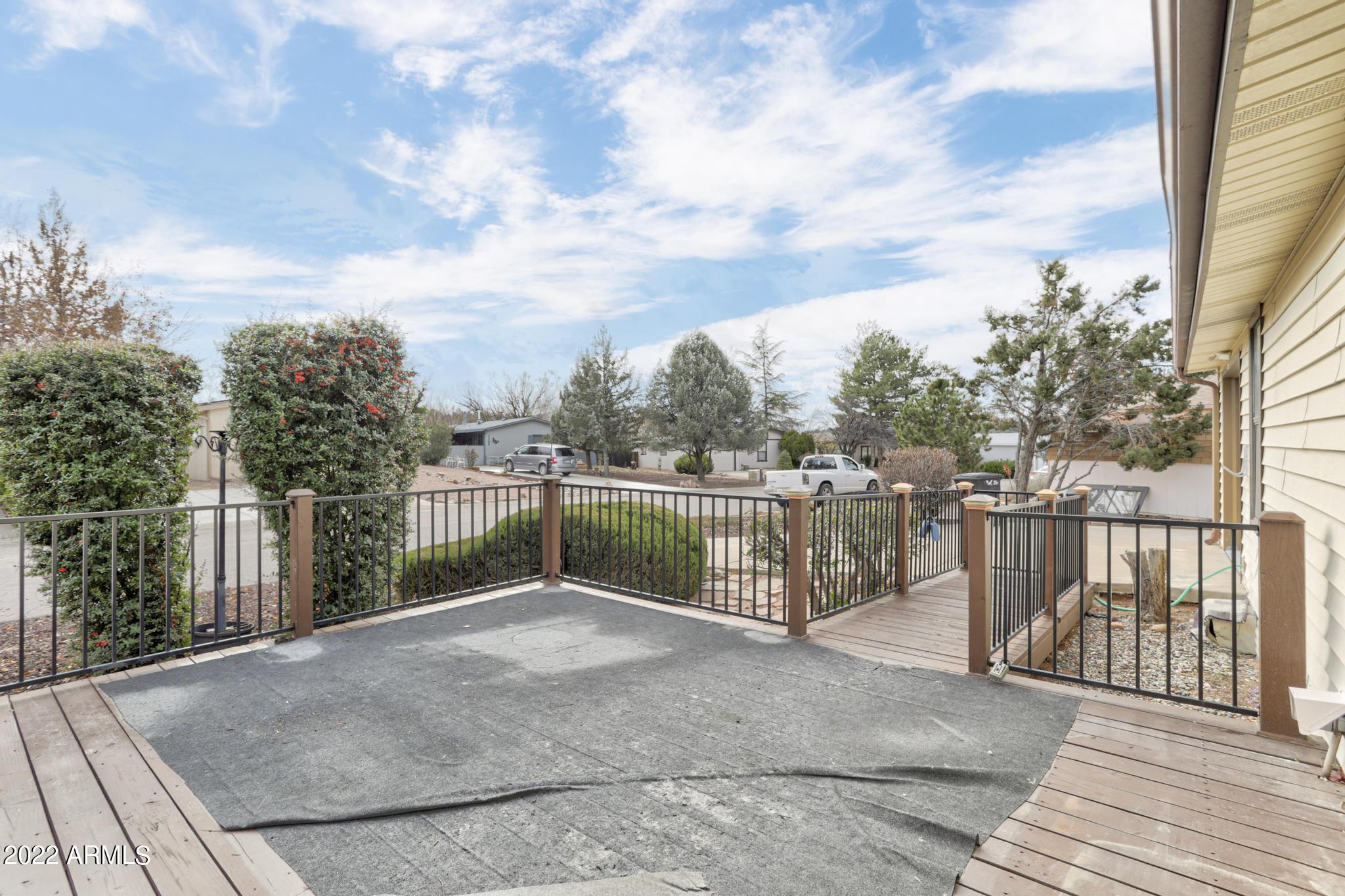 126 South Lakeshore Road Payson, AZ 85541 - Photo 18 of 25 Front Deck