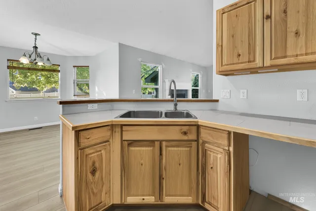 $405,000 | 775 East Red Bud Street, Kuna, ID 83634