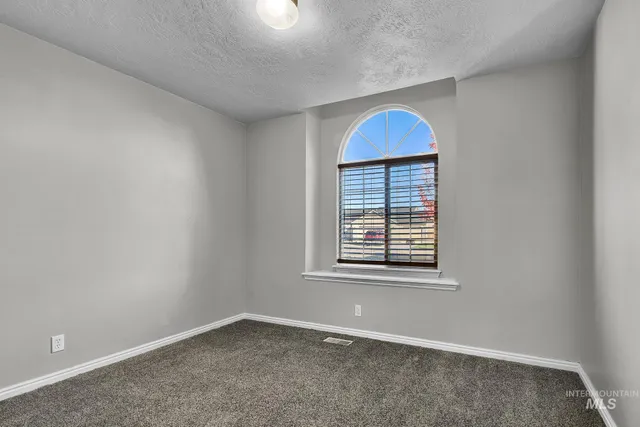 $405,000 | 775 East Red Bud Street, Kuna, ID 83634