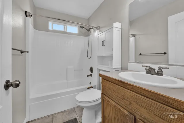 $405,000 | 775 East Red Bud Street, Kuna, ID 83634