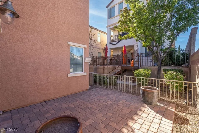 $1,695 | 7765 Floral Fabric Court, Las Vegas, NV 89149