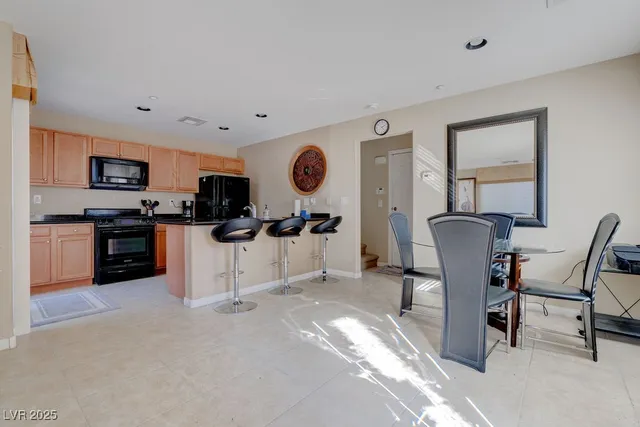 $1,695 | 7765 Floral Fabric Court, Las Vegas, NV 89149