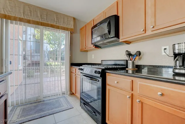 $1,695 | 7765 Floral Fabric Court, Las Vegas, NV 89149