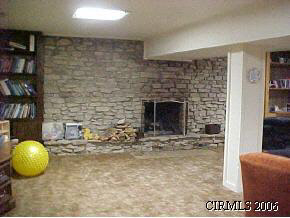 1345 East Charles Road Marion, IN 46952 - Photo 7 of 9