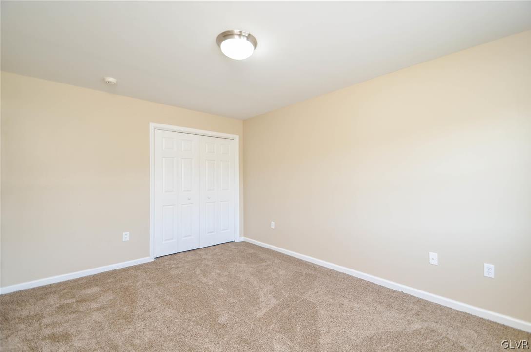 121 Sciota Garden Road Sciota, PA 18354 - Photo 19 of 31 an empty room with a empty space and window