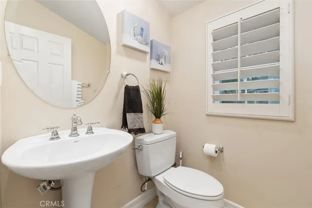 $1,049,000 | 10 Azara Lane, Ladera Ranch, CA 92694