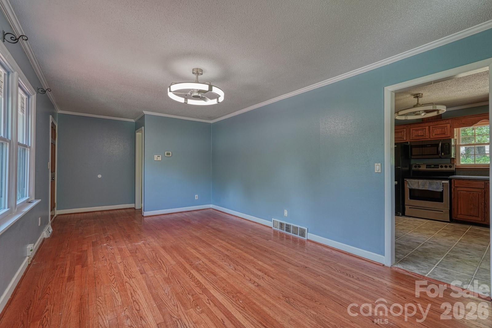 509 Brookside Camp Road Hendersonville, NC 28792 - Photo 4 of 39