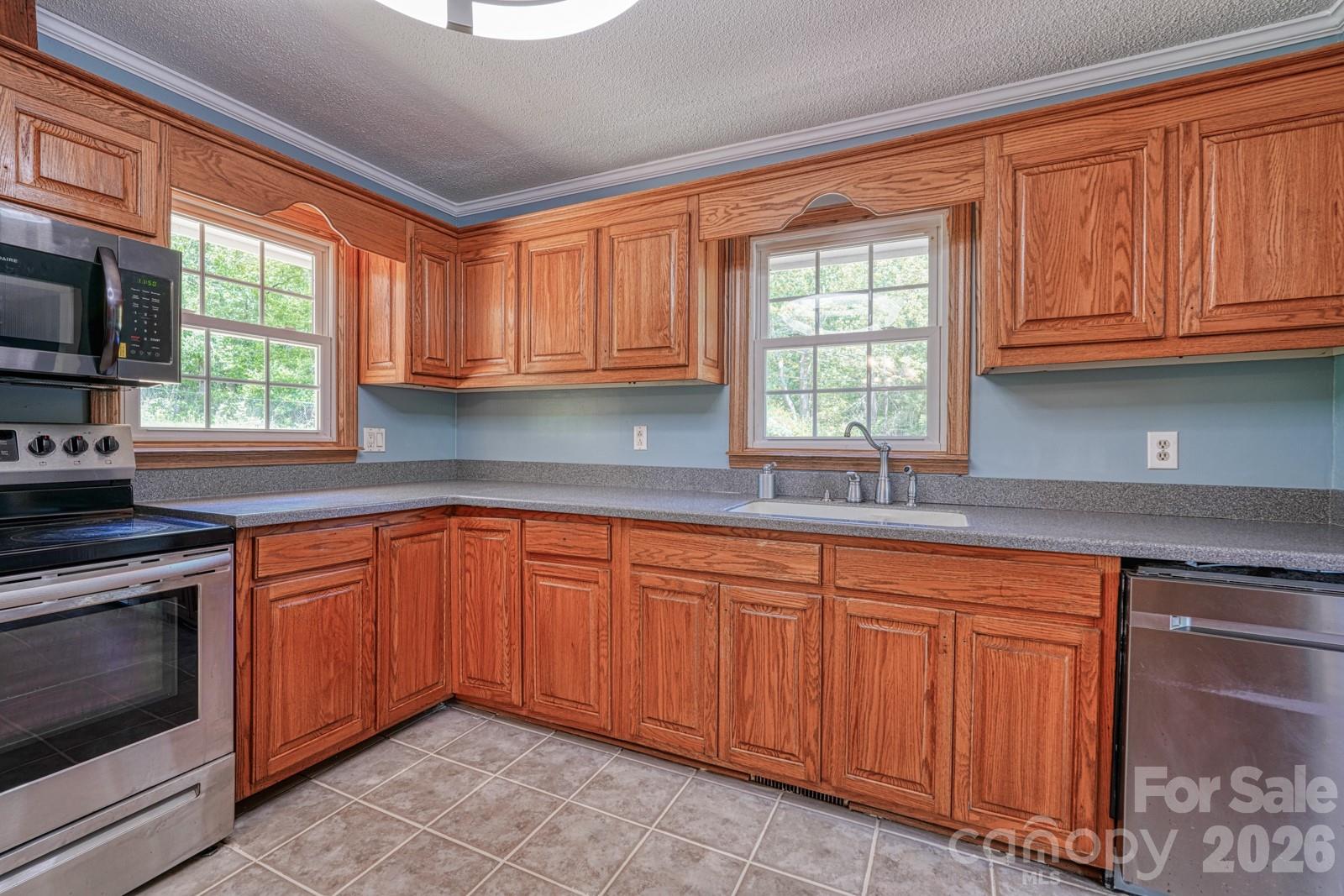 509 Brookside Camp Road Hendersonville, NC 28792 - Photo 7 of 39