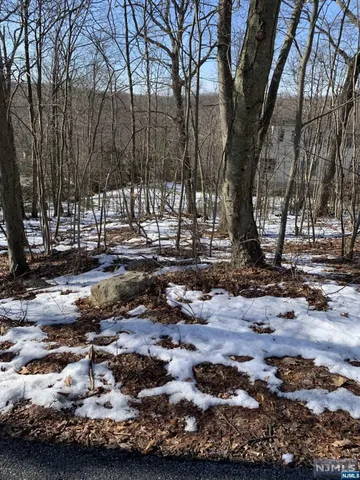 $48,000 | 43 Hampton Road, West Milford, NJ 07421