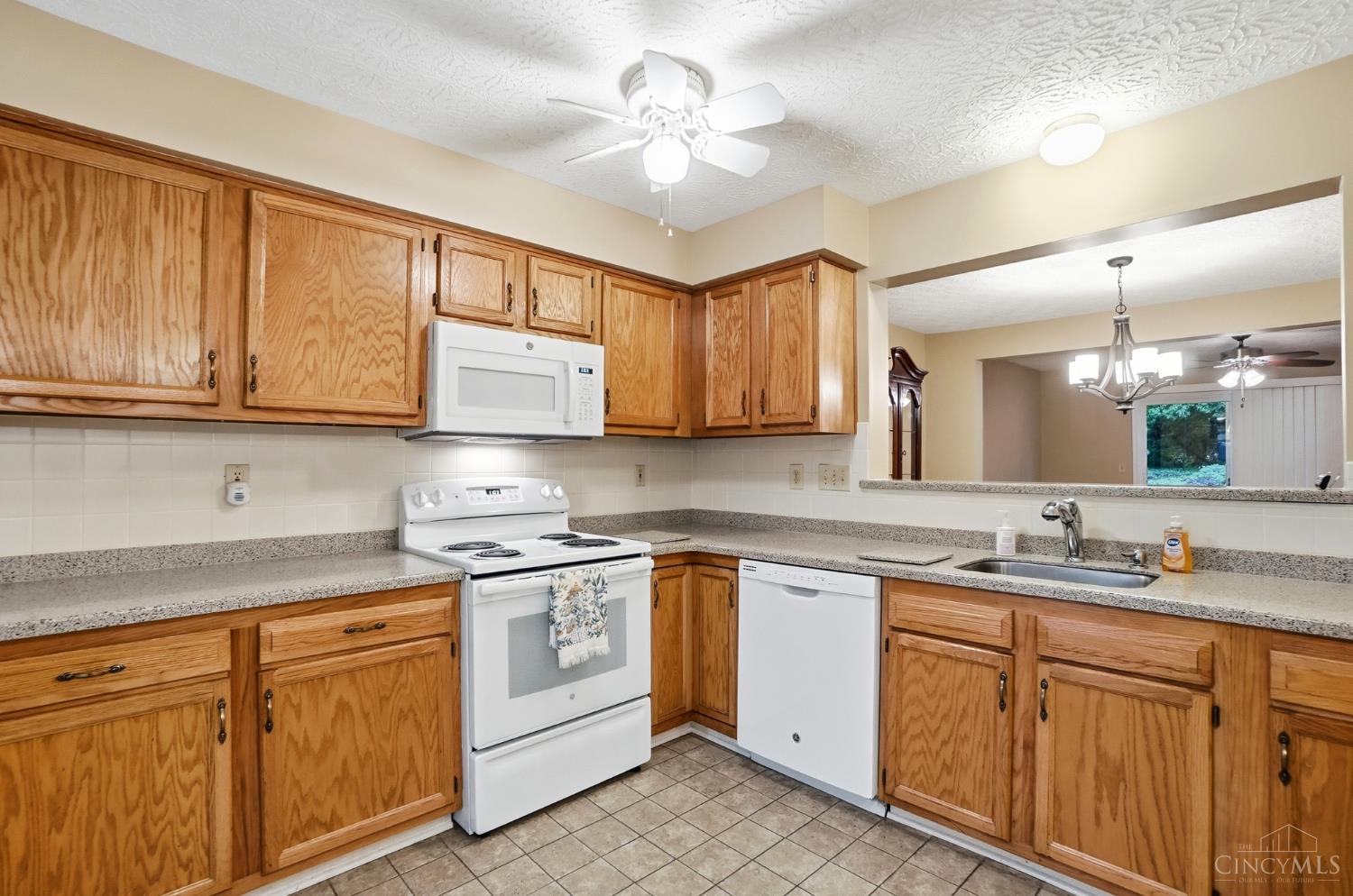 8414 Ridge Pointe Court, Unit 4 Reading, OH 45237 - Photo 16 of 39 Gallery Image 16
