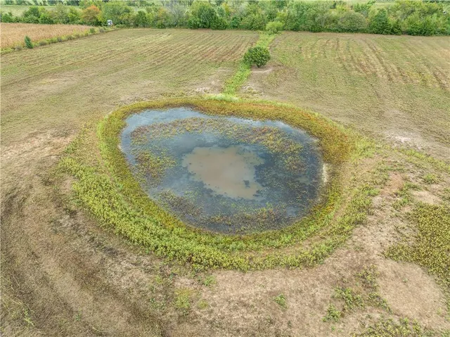 $555,000 | Northwest 90th Road, Sheldon, MO 64784