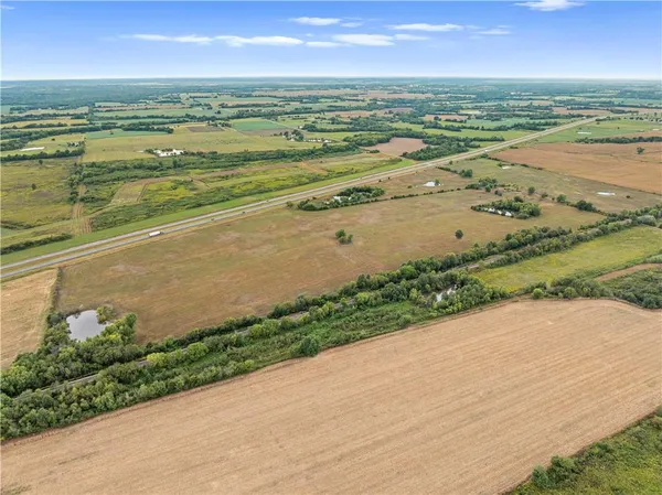 $545,000 | Northwest 90th Road, Sheldon, MO 64784