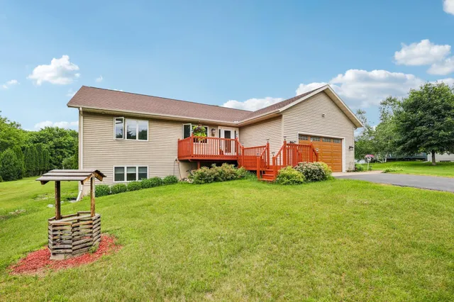 $440,000 | 102 East Cheney Avenue, Endeavor, WI 53930