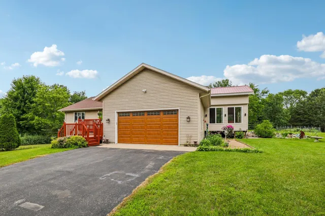 $440,000 | 102 East Cheney Avenue, Endeavor, WI 53930