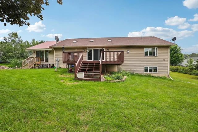 $440,000 | 102 East Cheney Avenue, Endeavor, WI 53930