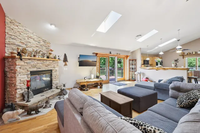 $440,000 | 102 East Cheney Avenue, Endeavor, WI 53930