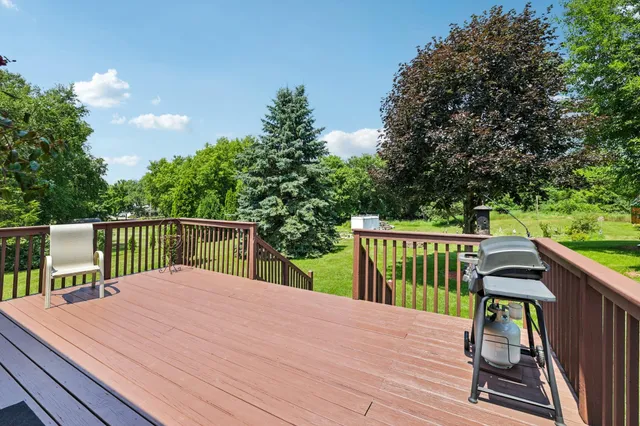 $440,000 | 102 East Cheney Avenue, Endeavor, WI 53930